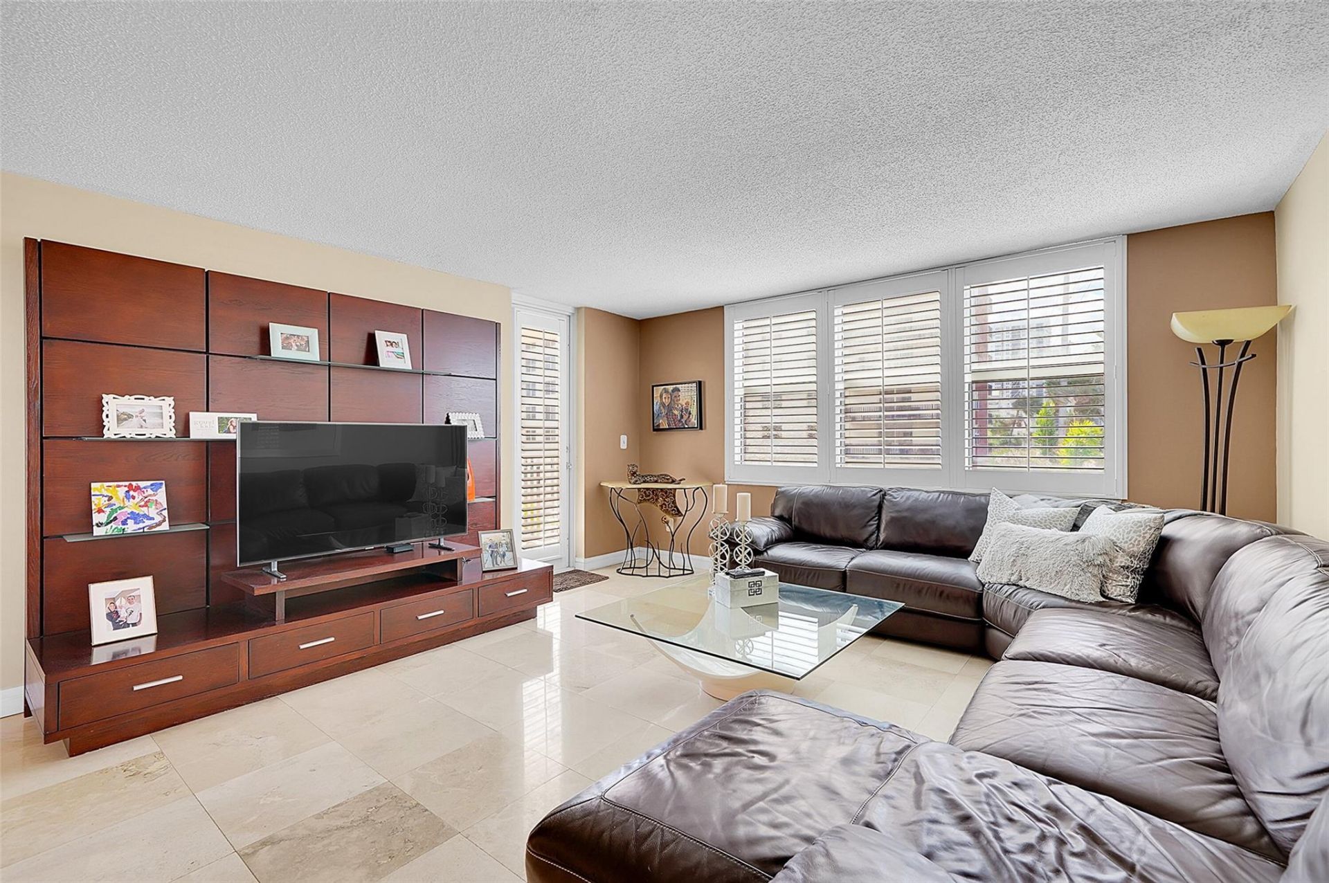 1401 S Ocean Drive, Unit 204, Hollywood, FL 33019 Photo