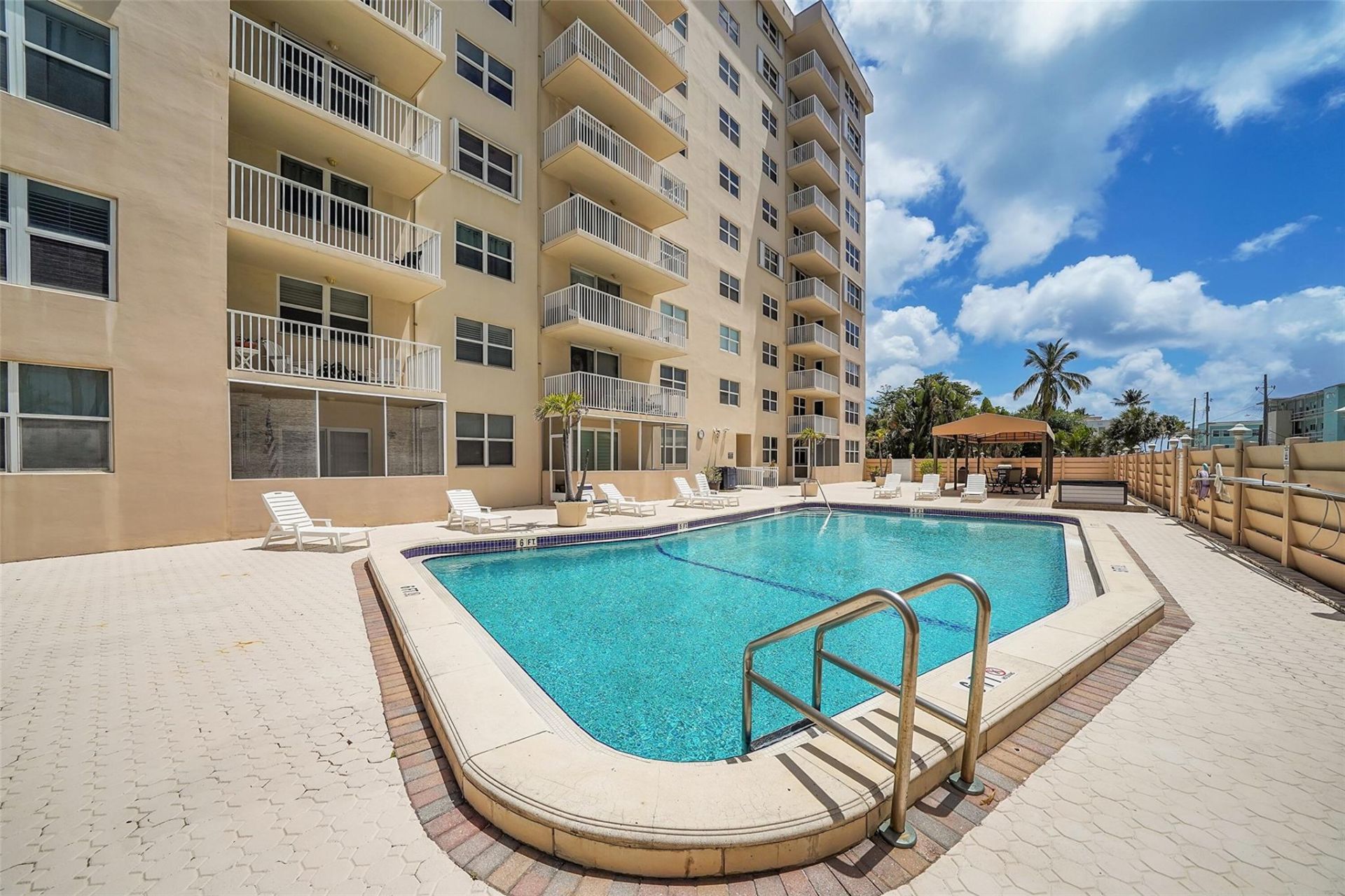 1401 S Ocean Drive, Unit 204, Hollywood, FL 33019 Photo
