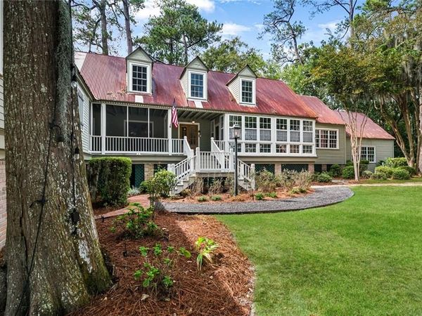 228 ESQUINANCE Drive, Mandeville, LA 70448