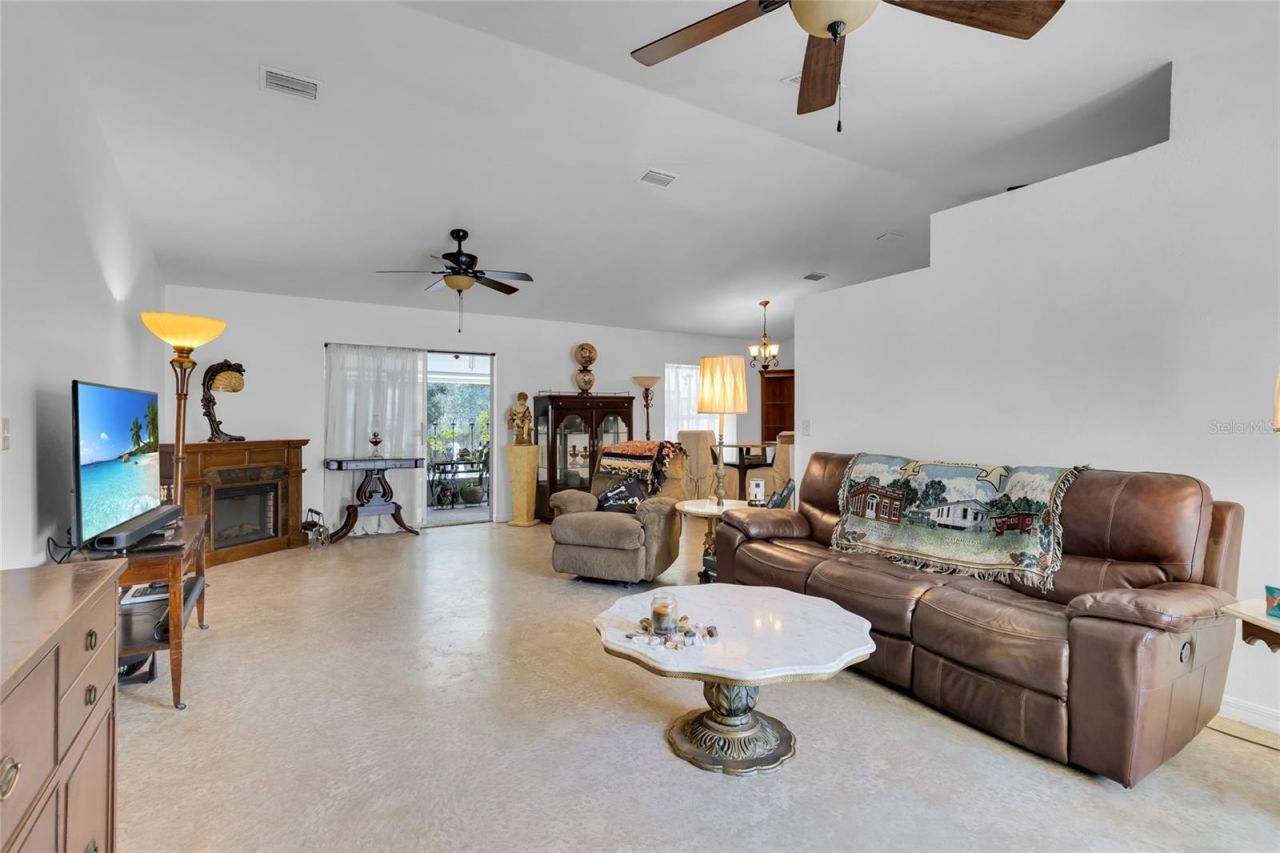 10 Sequoia Drive Trace, Ocklawaha, FL 32179 Photo