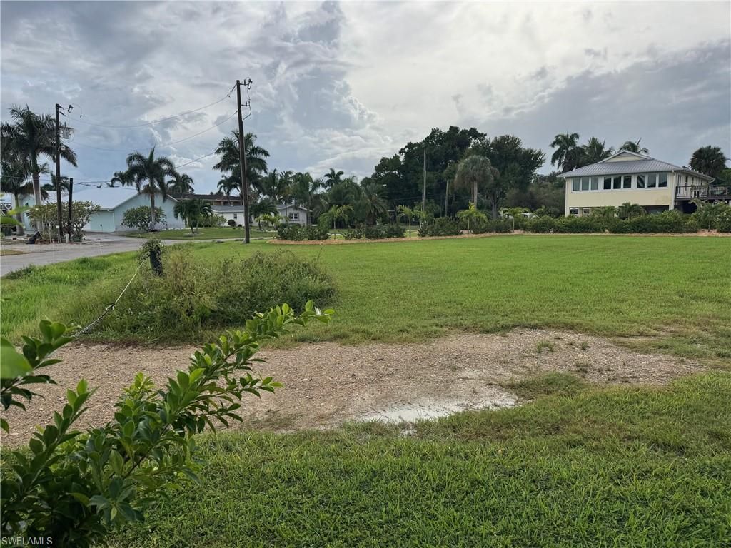 1746 Seafan Cir, North Fort Myers, FL 33903 Photo