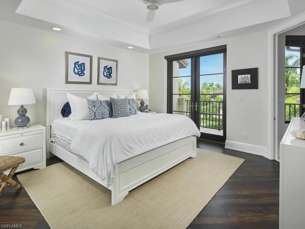 692 10th Ave S, Naples, FL 34102 Photo