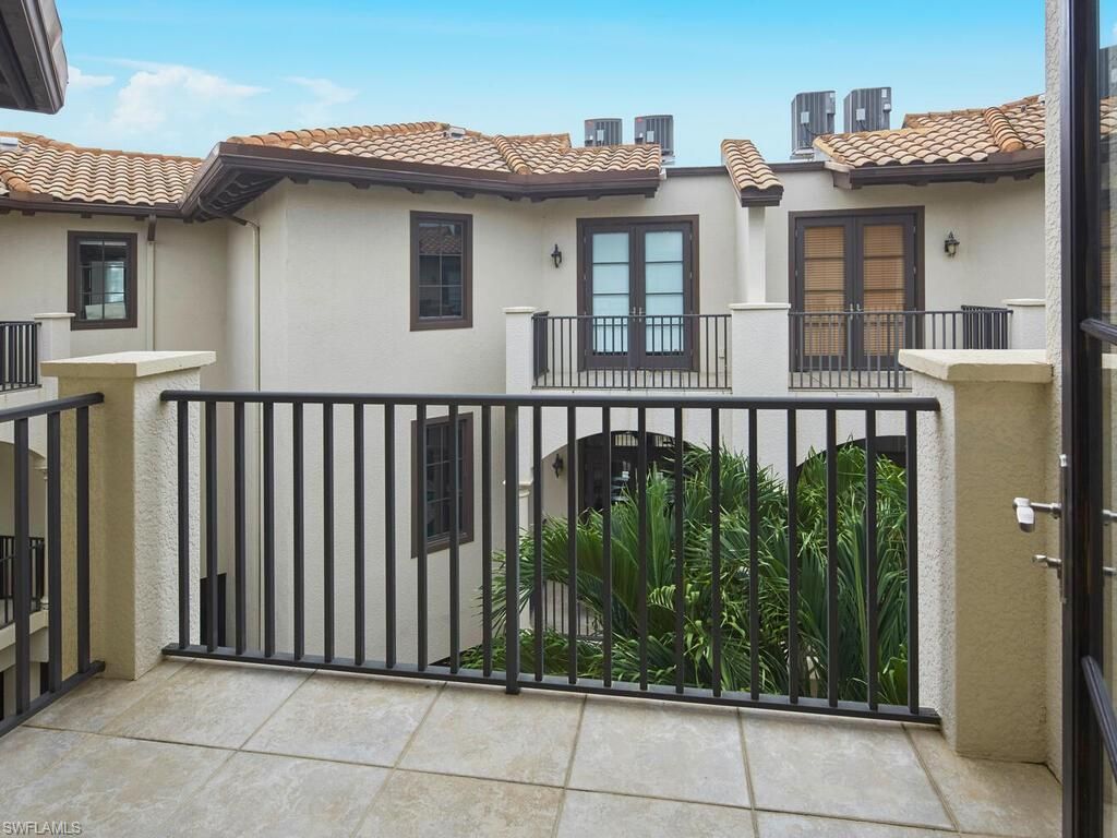 692 10th Ave S, Naples, FL 34102 Photo