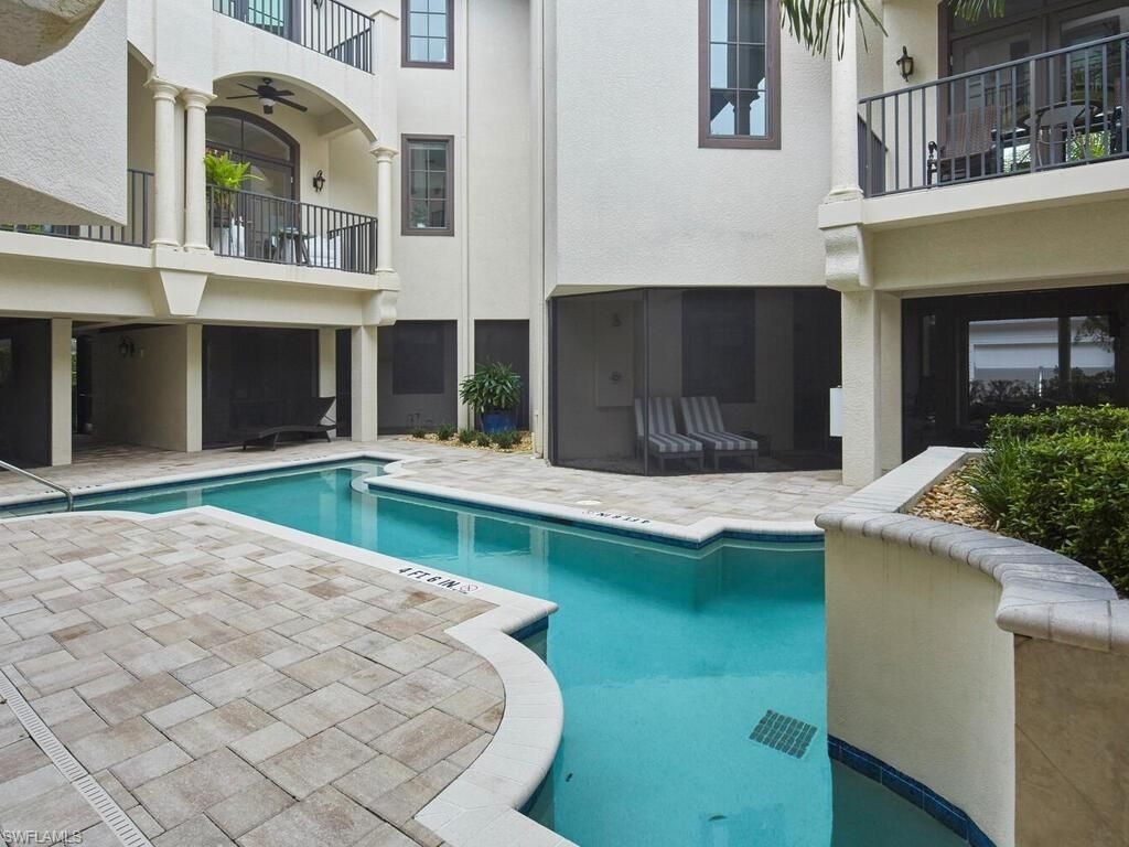 692 10th Ave S, Naples, FL 34102 Photo