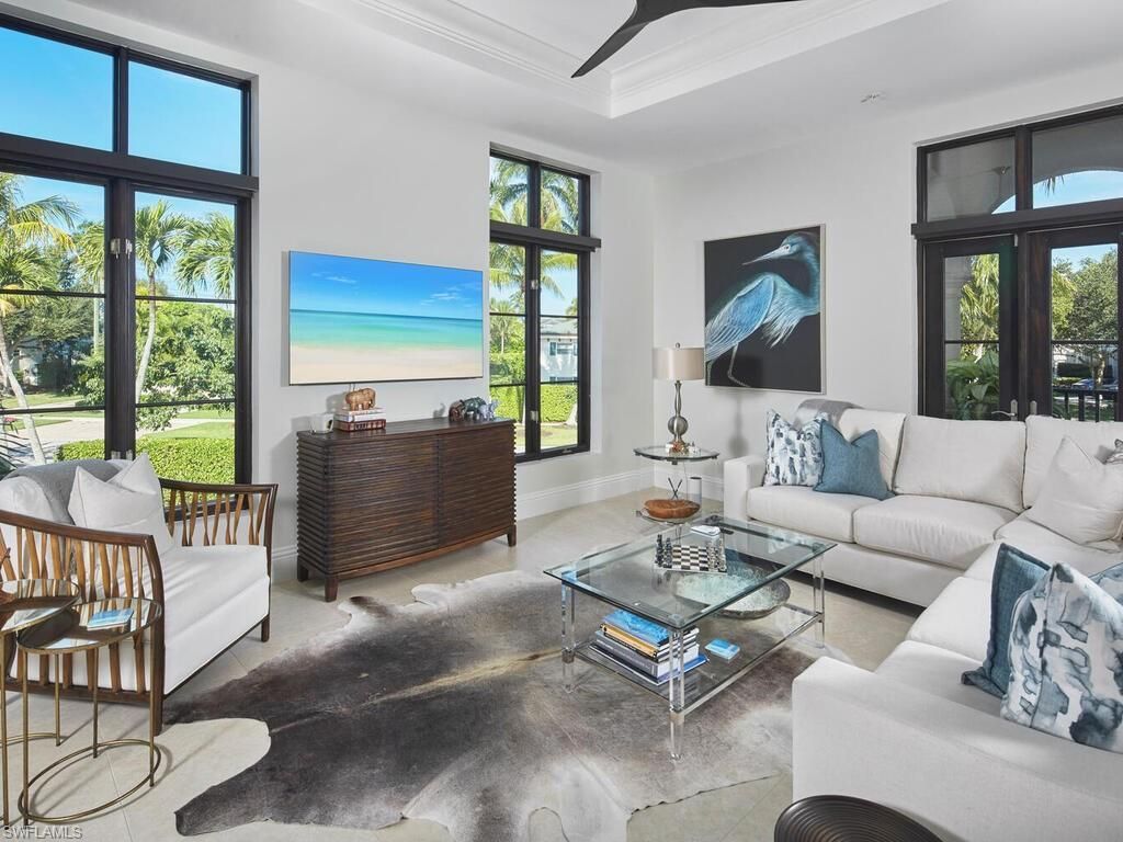 692 10th Ave S, Naples, FL 34102 Photo