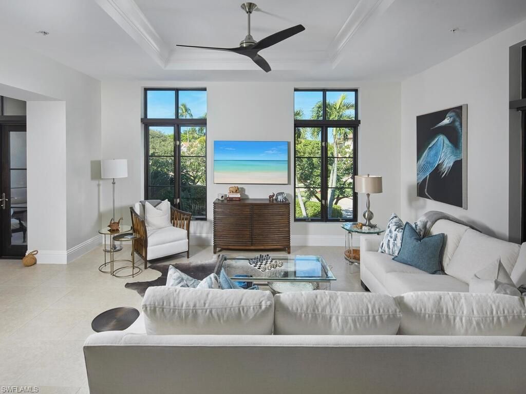 692 10th Ave S, Naples, FL 34102 Photo