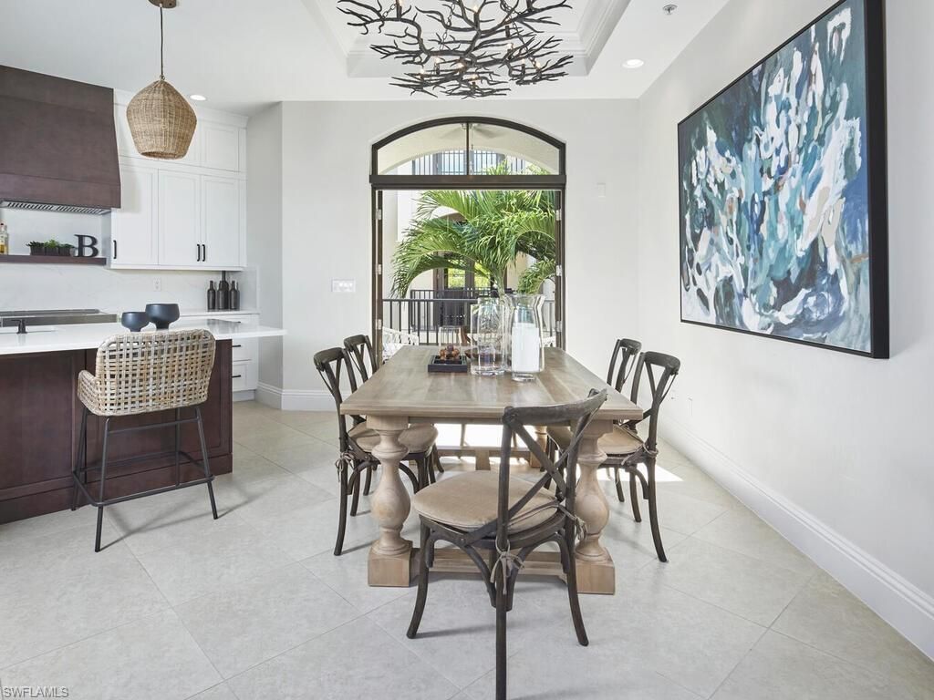 692 10th Ave S, Naples, FL 34102 Photo