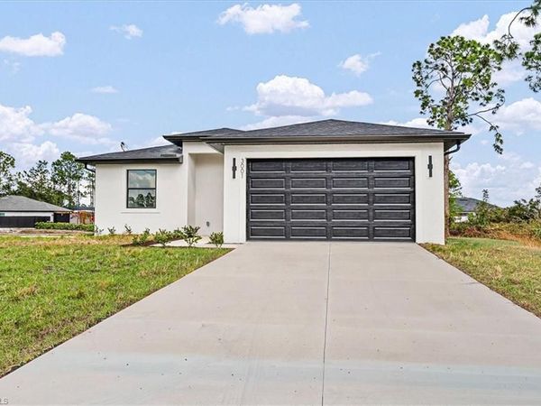 3001 Unice AVE S, LEHIGH ACRES, FL 33976