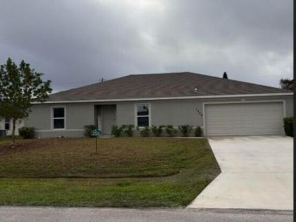 1246 SW Asturia Avenue, Port St. Lucie, FL 34953