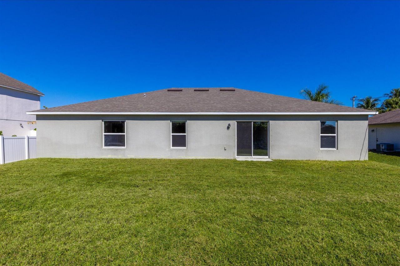 1246 SW Asturia Avenue, Port Saint Lucie, FL 34953 Photo
