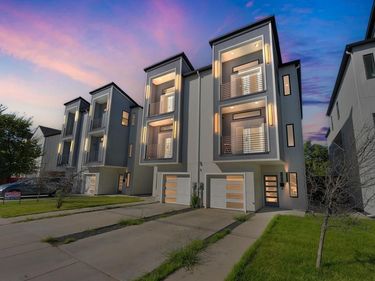 2425 Crossman Avenue, Dallas, TX 75212