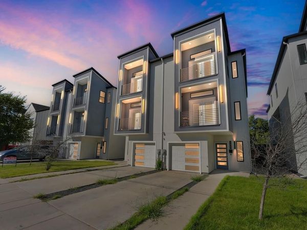 2425 Crossman Avenue, Dallas, TX 75212