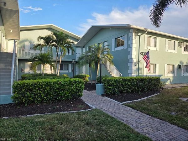 8135 Country RD, Unit 206, FORT MYERS, FL 33919