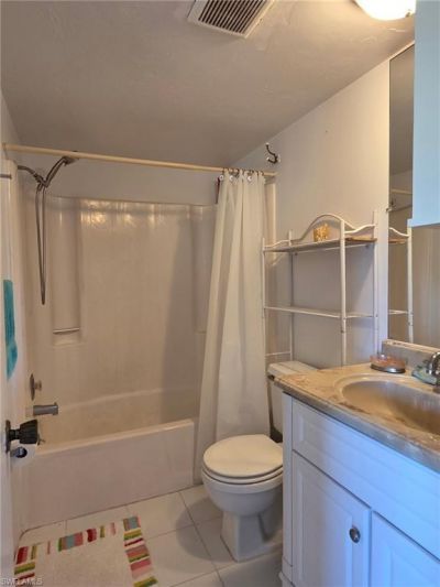8135 Country Rd, Unit 206, Fort Myers, FL 33919 Photo