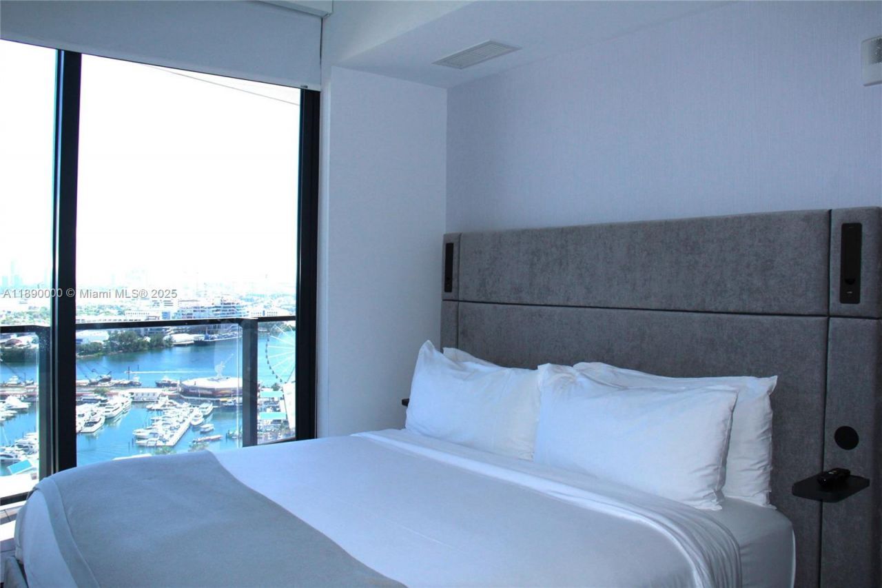 398 NE 5th St, Unit 3310, Miami, FL 33132 Photo