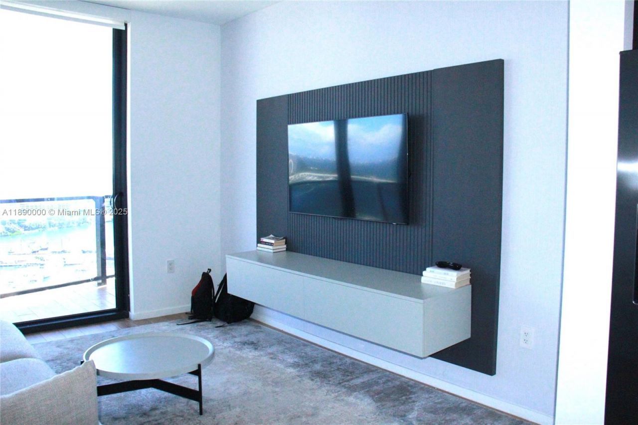 398 NE 5th St, Unit 3310, Miami, FL 33132 Photo