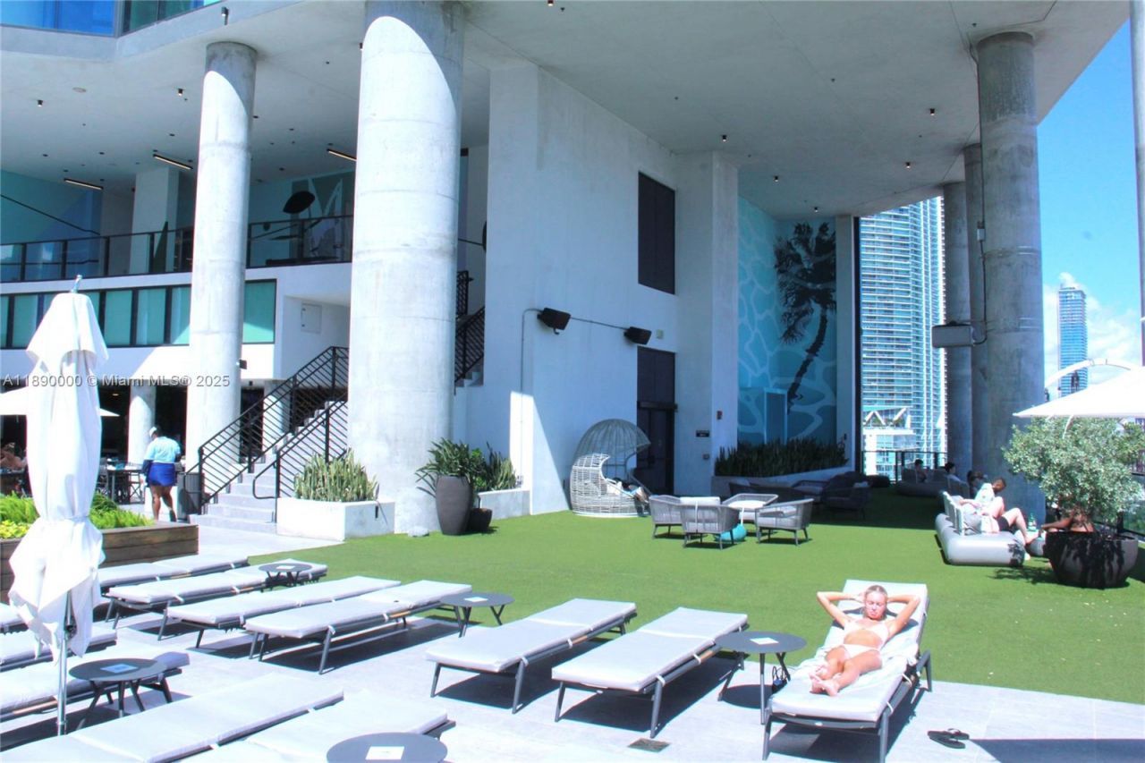 398 NE 5th St, Unit 3310, Miami, FL 33132 Photo