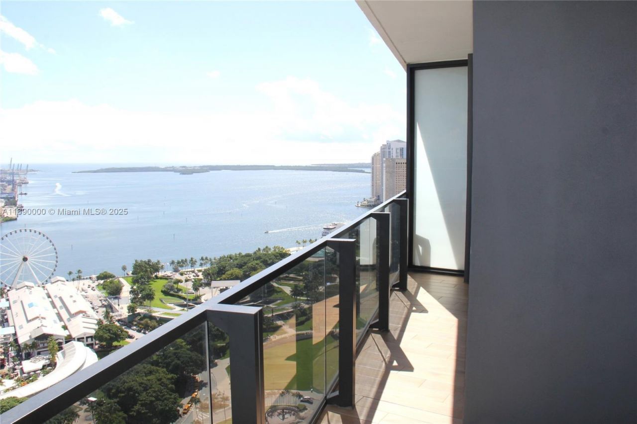 398 NE 5th St, Unit 3310, Miami, FL 33132 Photo