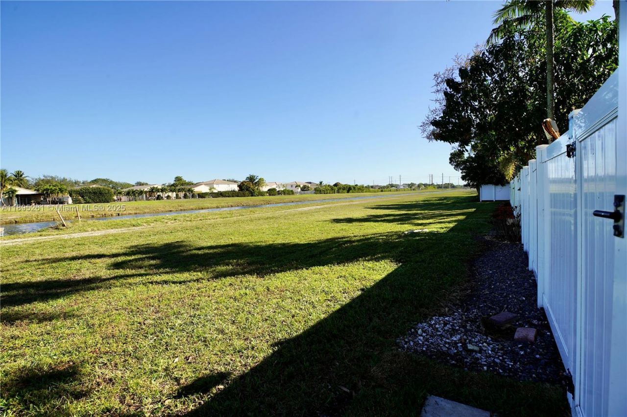 12859 SW 49th Ct, Miramar, FL 33027 Photo