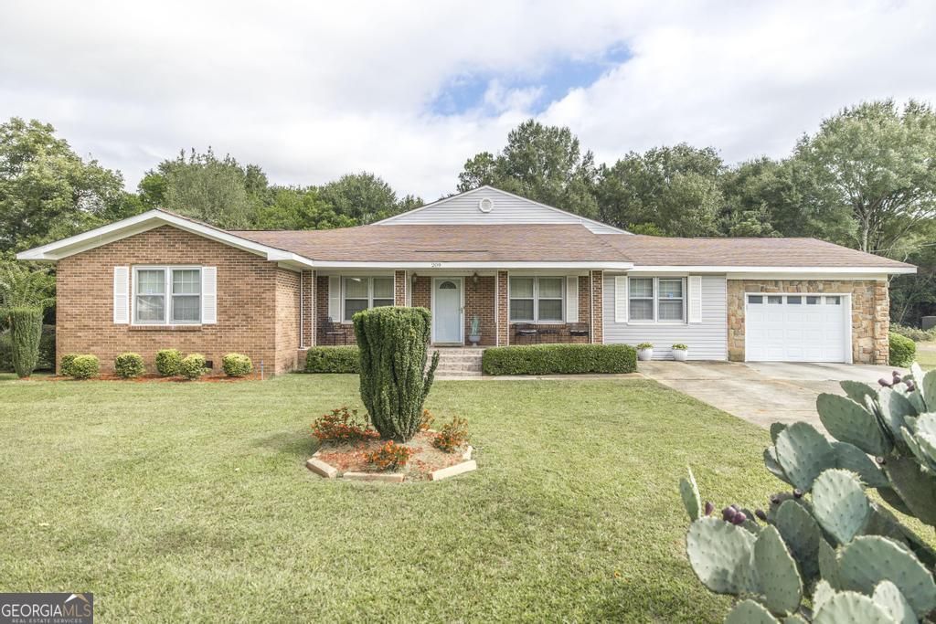 209 Spillers Street, Fort Valley, GA 31030 Main Photo