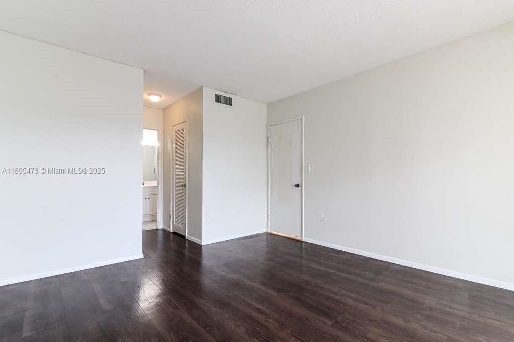 1351 NE Miami Gardens Dr, Unit 1001E, Miami, FL 33179 Photo