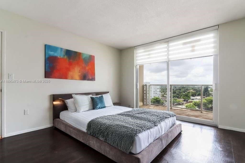 1351 NE Miami Gardens Dr, Unit 1001E, Miami, FL 33179 Photo