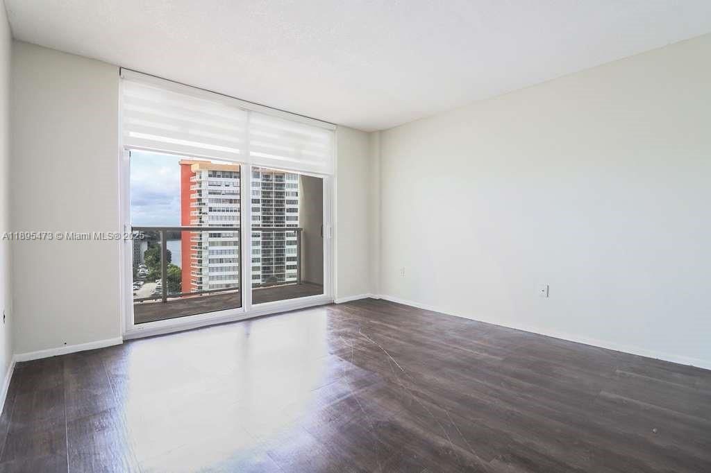 1351 NE Miami Gardens Dr, Unit 1001E, Miami, FL 33179 Photo