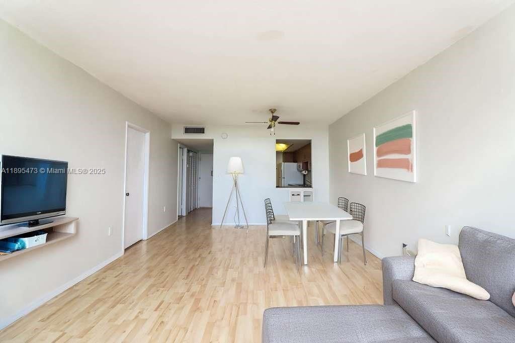 1351 NE Miami Gardens Dr, Unit 1001E, Miami, FL 33179 Photo