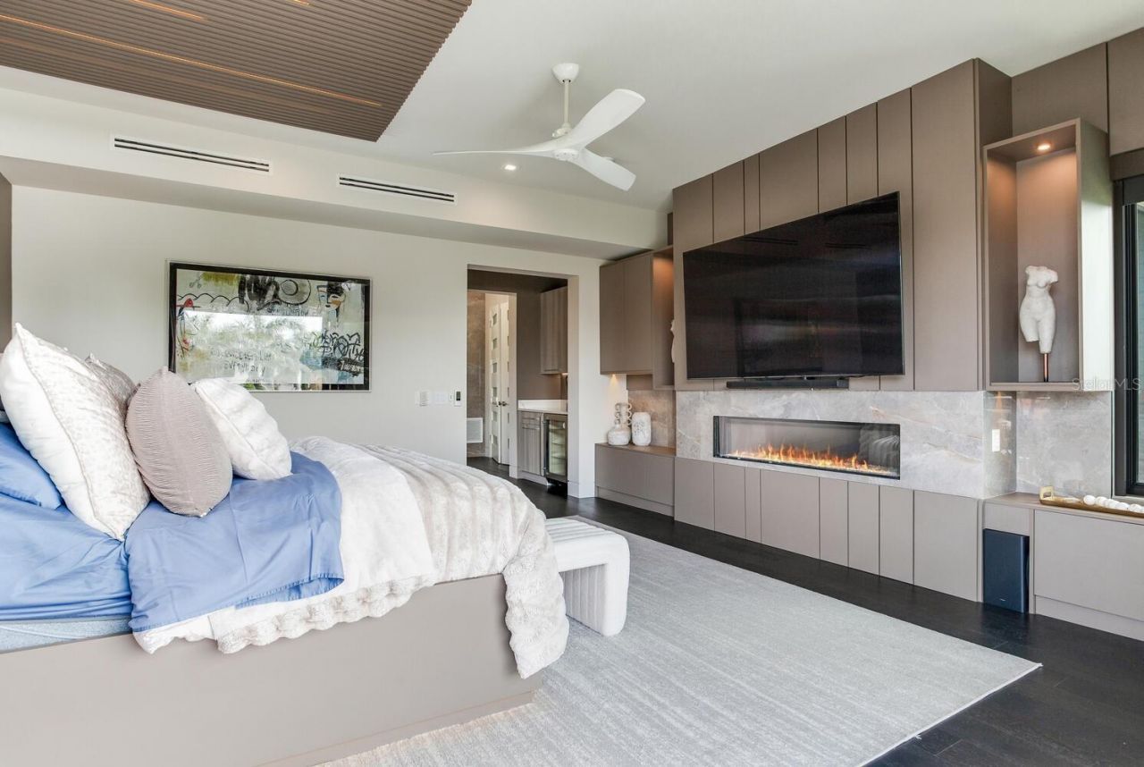 5131 W Neptune Way, Tampa, FL 33609 Photo