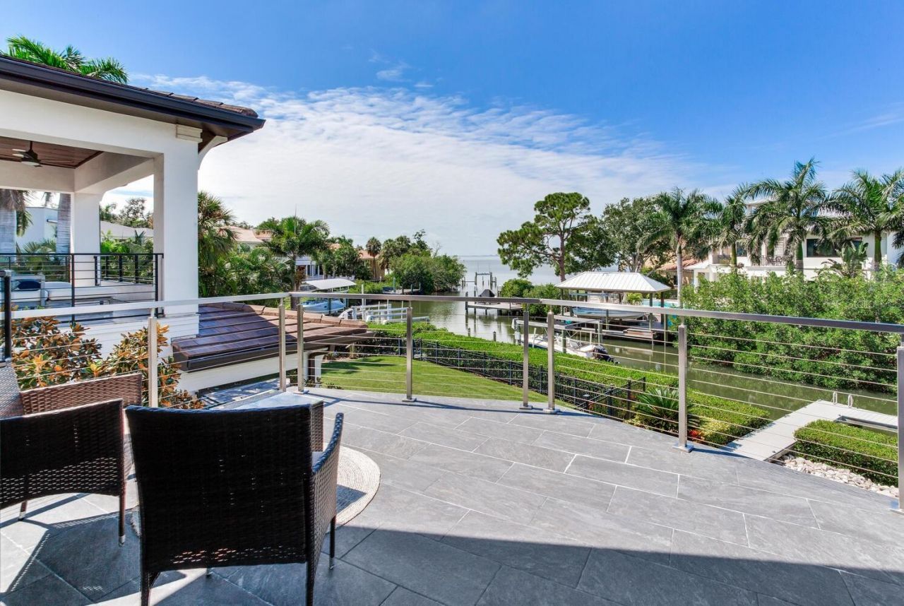 5131 W Neptune Way, Tampa, FL 33609 Photo