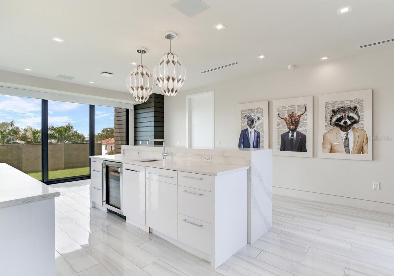 5131 W Neptune Way, Tampa, FL 33609 Photo