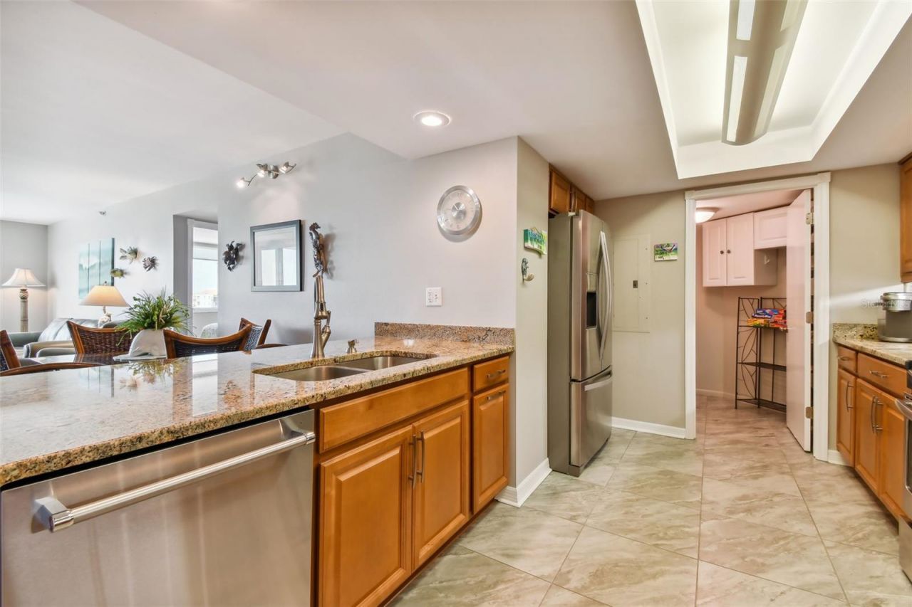 6372 Palma Del Mar Boulevard S, Unit 605, Saint Petersburg, FL 33715 Photo