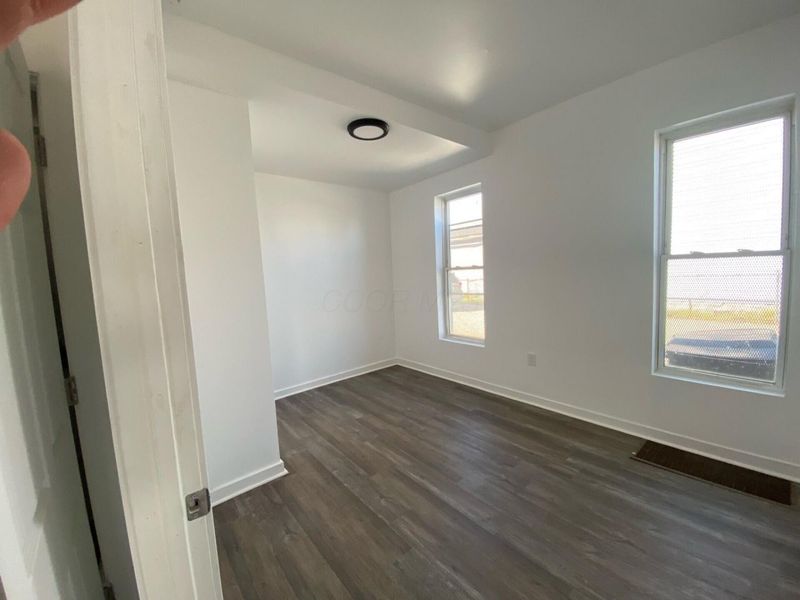 513 E east main street Street, Newark, OH 43055 Photo 11