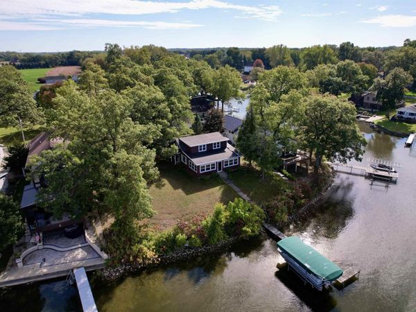 2024 White Creek Drive, Rochester, IN 46975