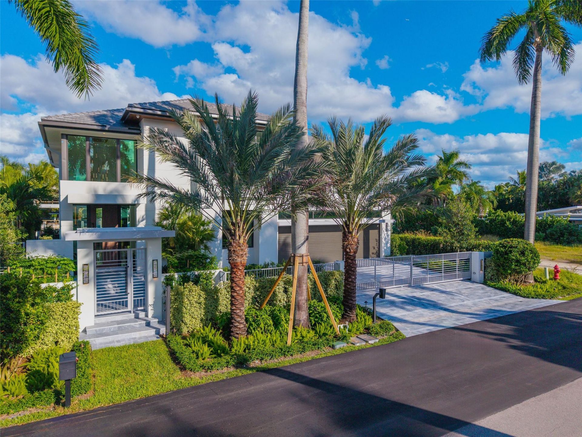 24 Fiesta Way, Fort Lauderdale, FL 33301 Photo