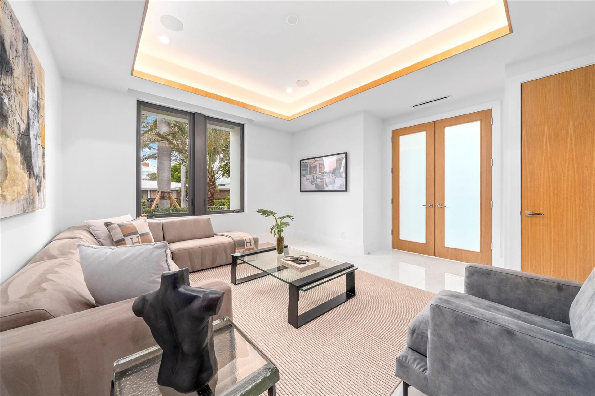 24 Fiesta Way, Fort Lauderdale, FL 33301 Photo