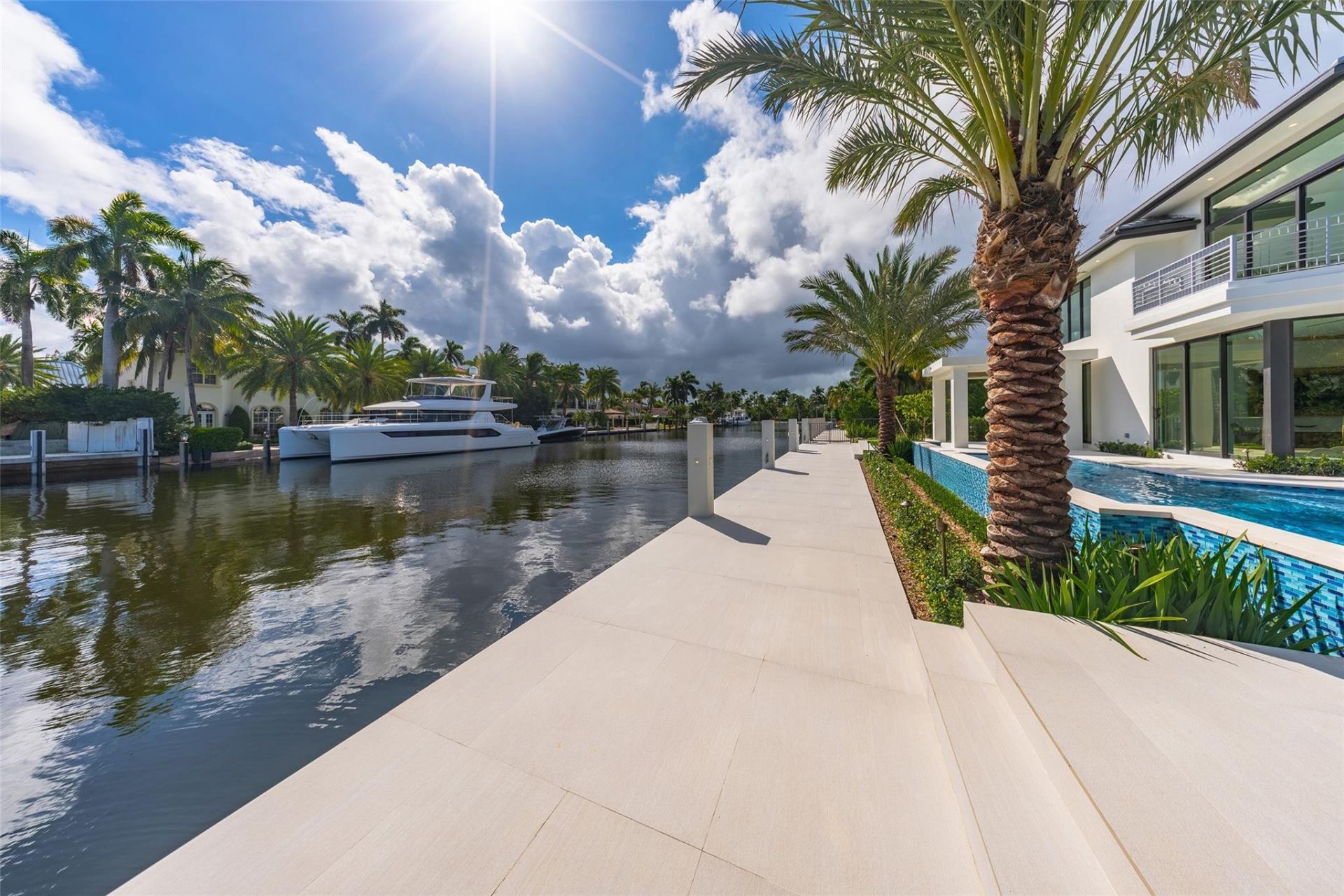 24 Fiesta Way, Fort Lauderdale, FL 33301 Photo