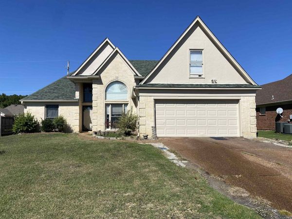 9284 CHIMNEYROCK BLVD, Cordova, TN 38016