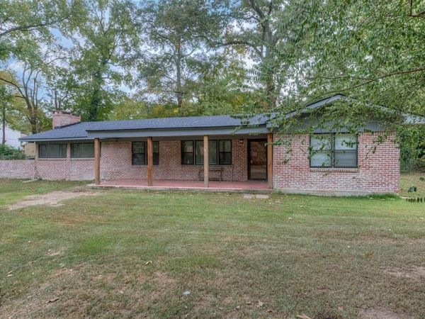 743 Lincoln Drive, Shreveport, LA 71107