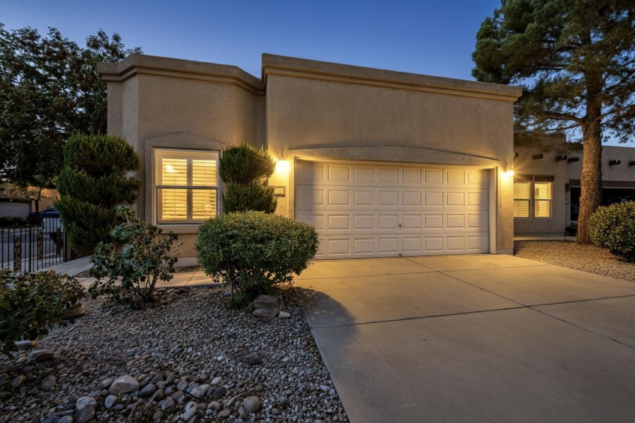 3720 Candelarias Lane, Albuquerque, NM 87107 Main Photo