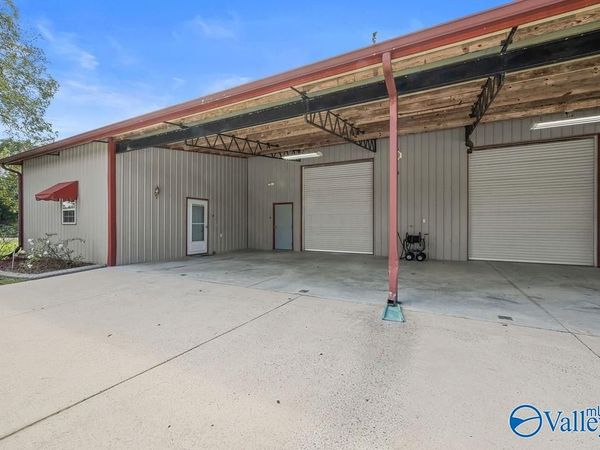 4071 Whorton Bend Road, Gadsden, AL 35901