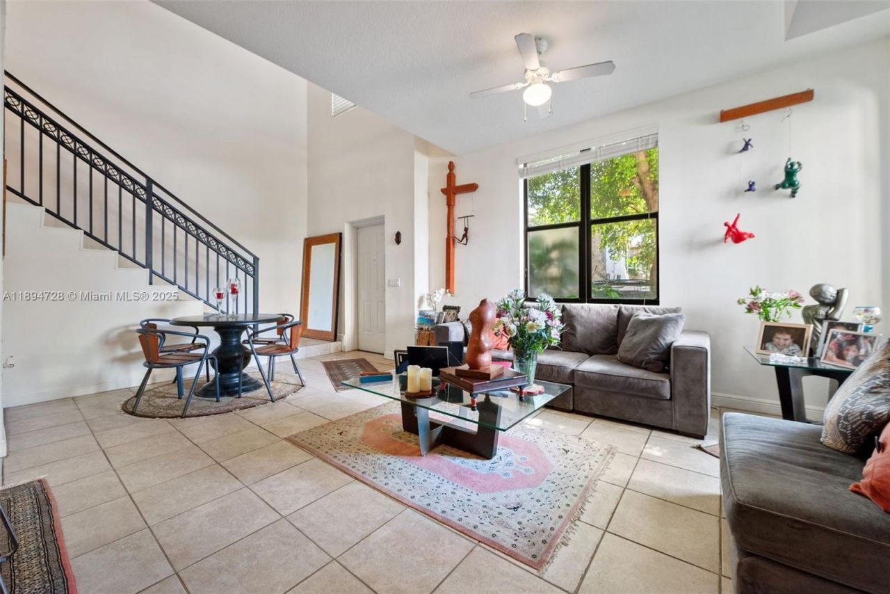 888 S Douglas Rd, Unit 113, Coral Gables, FL 33134 Photo