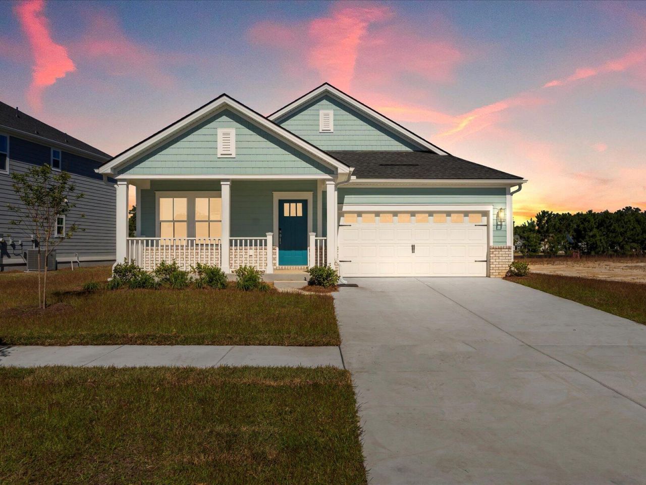 434 Radiant Blue Way Photo 2