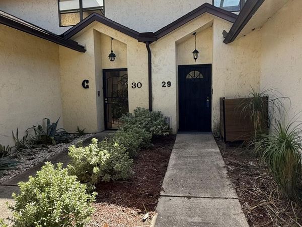 29 FOX VALLEY Drive, Orange Park, FL 32073