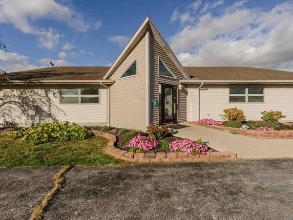 1800 W McPherson Highway, Clyde, OH 43410