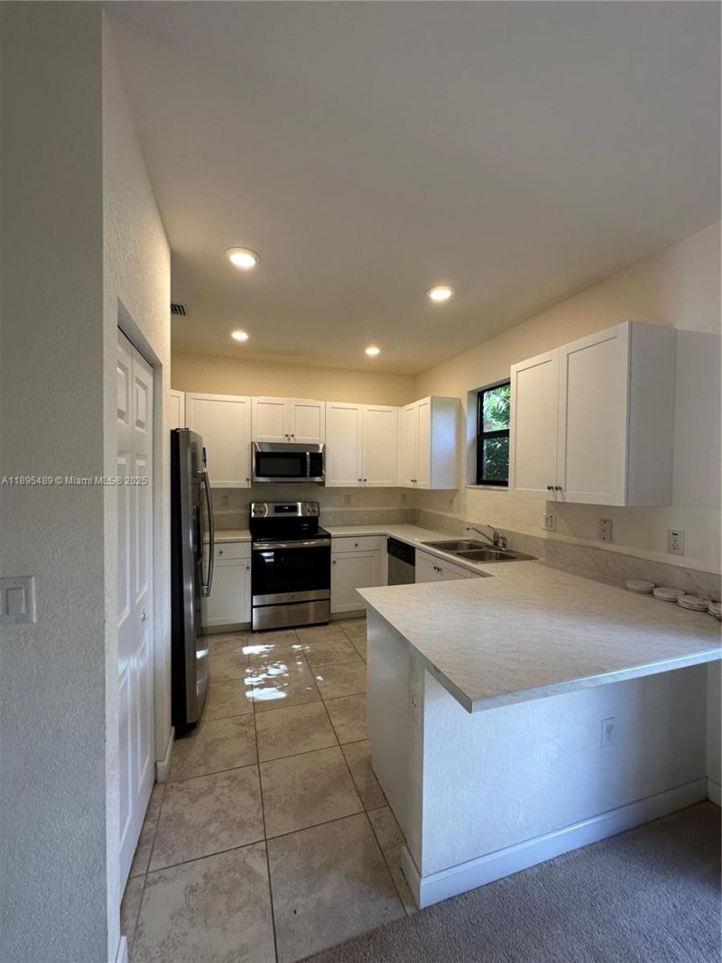 3354 SE 2nd Ct, Homestead, FL 33033 Photo