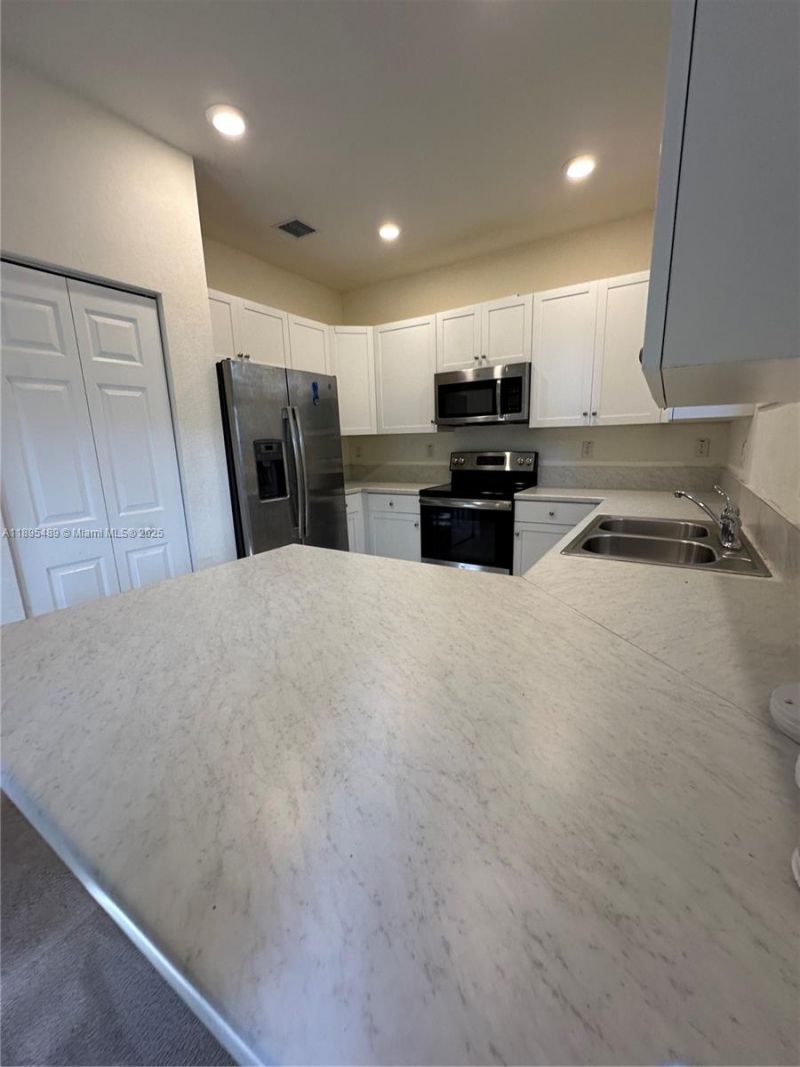 3354 SE 2nd Ct, Homestead, FL 33033 Photo