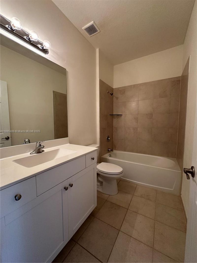 3354 SE 2nd Ct, Homestead, FL 33033 Photo