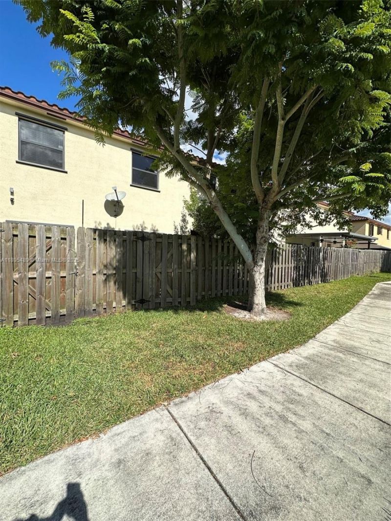 3354 SE 2nd Ct, Homestead, FL 33033 Photo