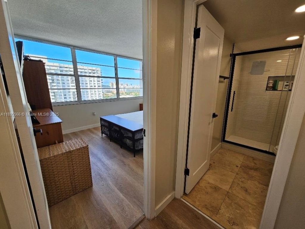 18061 Biscayne Blvd, Unit 1602, Aventura, FL 33160 Photo
